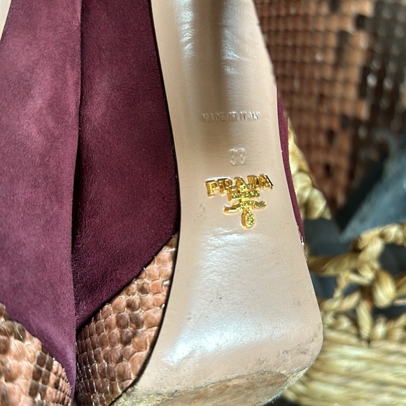 Prada Suede platform heels - Picture 8 of 8